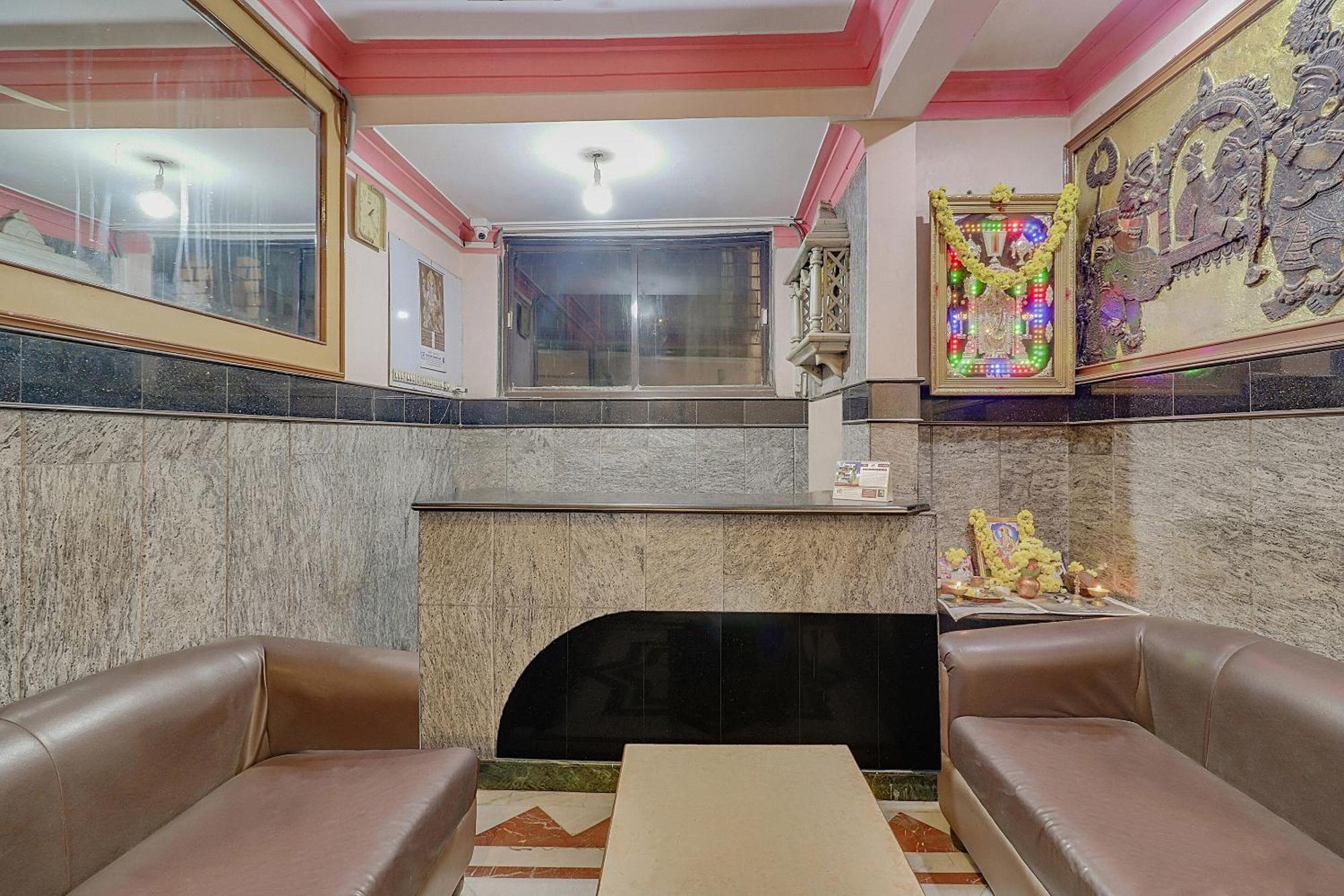 Hotel O Vasavi Residency Bangalore Bagian luar foto
